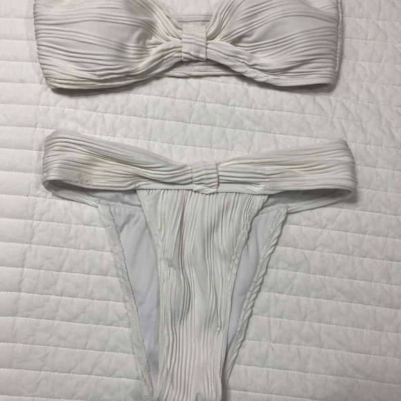 Bikini set bundle - Picture 2 of 2